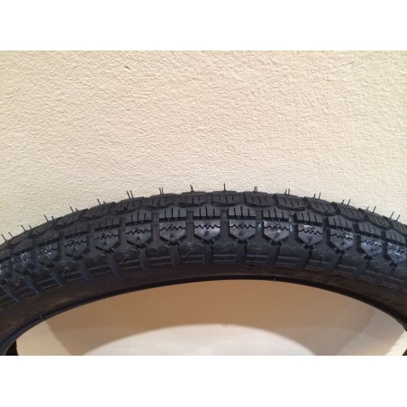 Neumático 2.75x17 tras. Esculpido