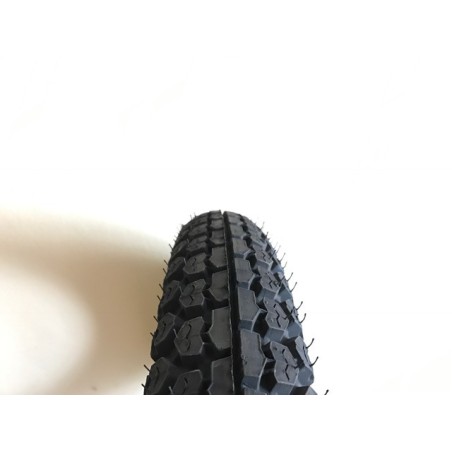 Neumático 3.00x18 tras. Esculpido