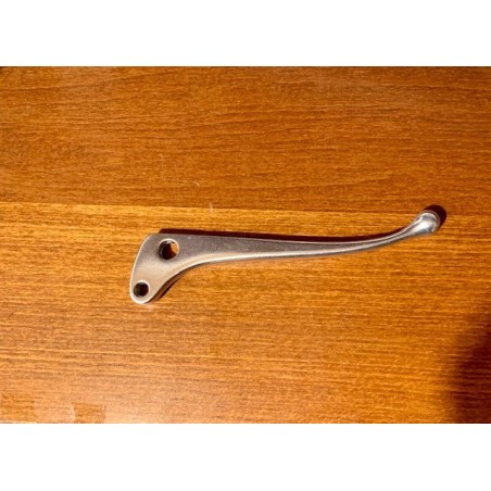 Maneta derecha Mercurio, Tralla