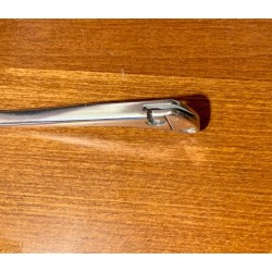 Maneta derecha Mercurio, Tralla